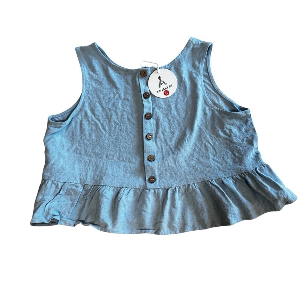 Anrabess light powder blue sleeveless flare crop top with decorative buttons, M.